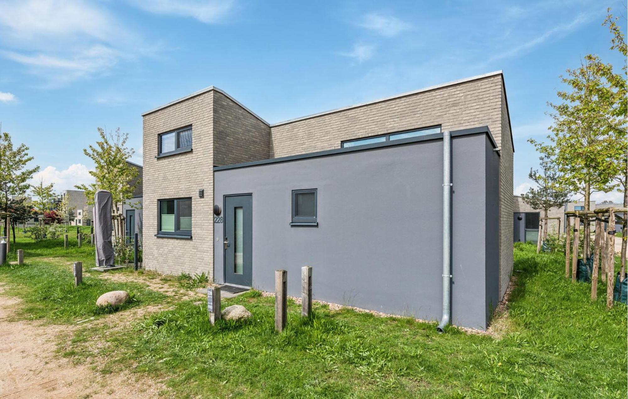 Lovely Home In Lembruch-Duemmer See With Wifi Exterior photo